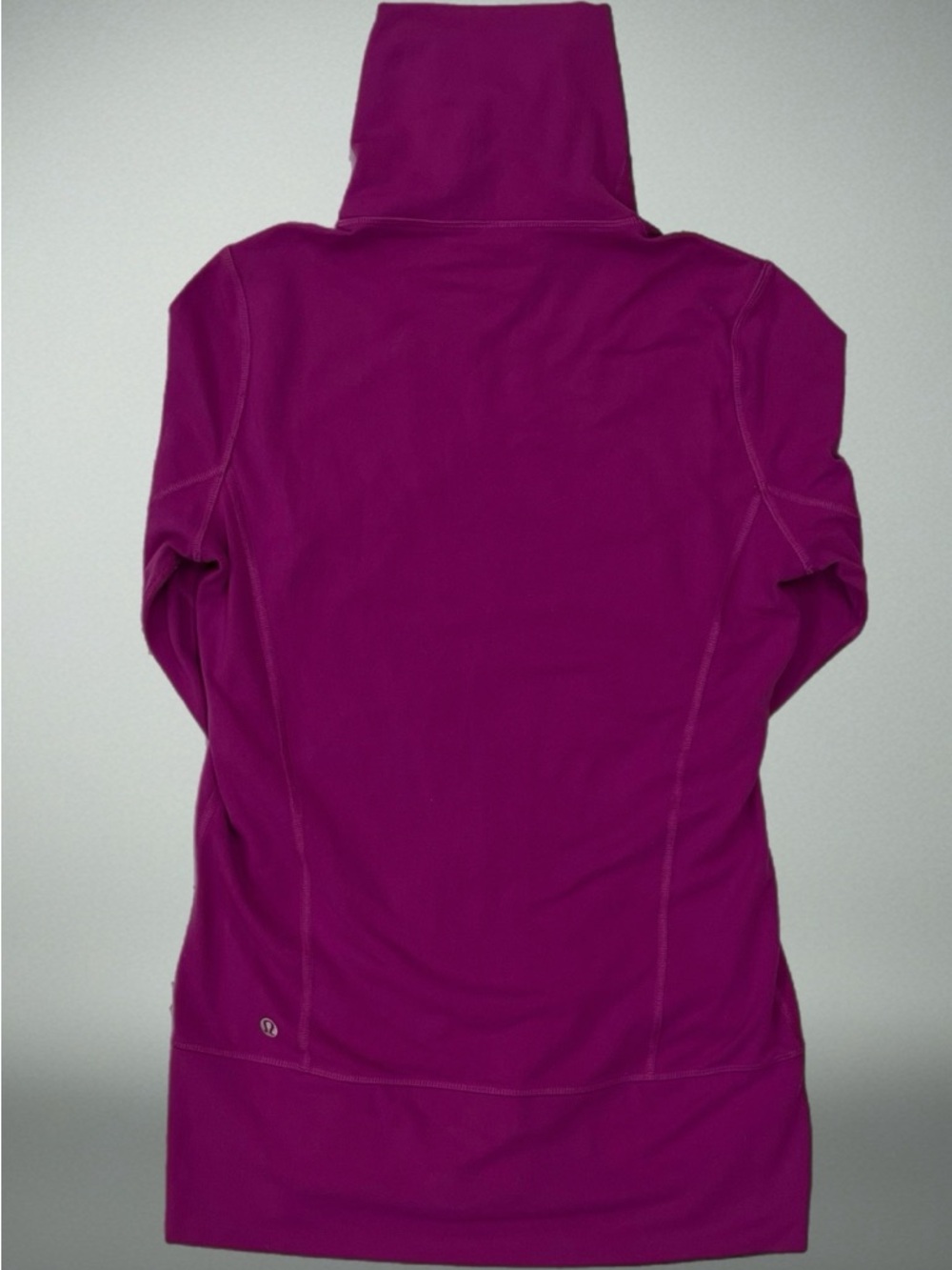 🚴🏼♀️ Lululemon In Stride Jacket~Women’s Sz 4~Fuchsia w/ Large Black Logo - Picture 7 of 12
